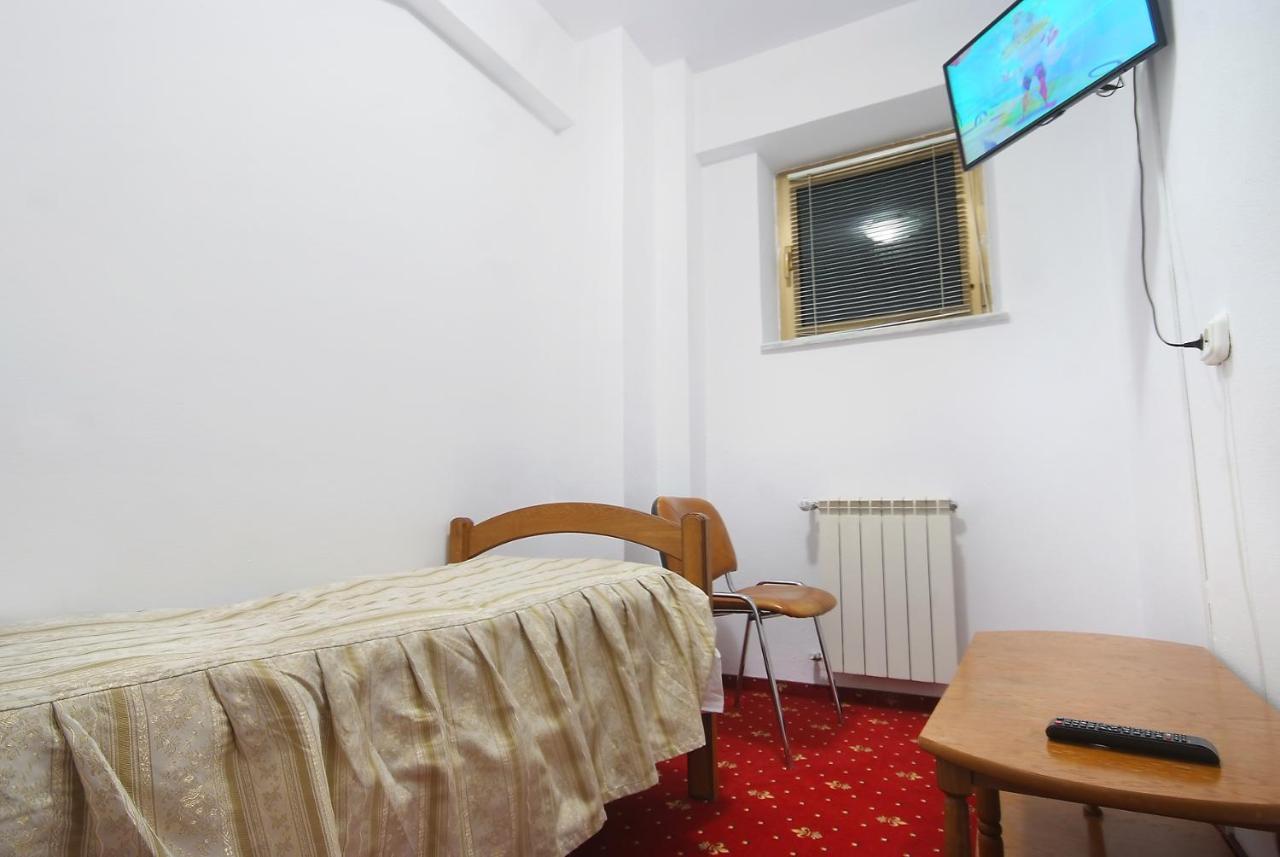 Vila Teleconstructia Slanic Moldova Luaran gambar