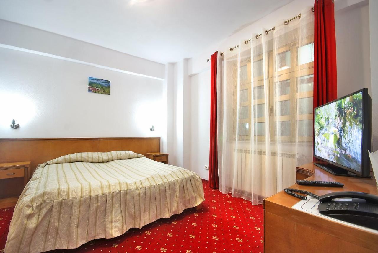 Vila Teleconstructia Slanic Moldova Luaran gambar